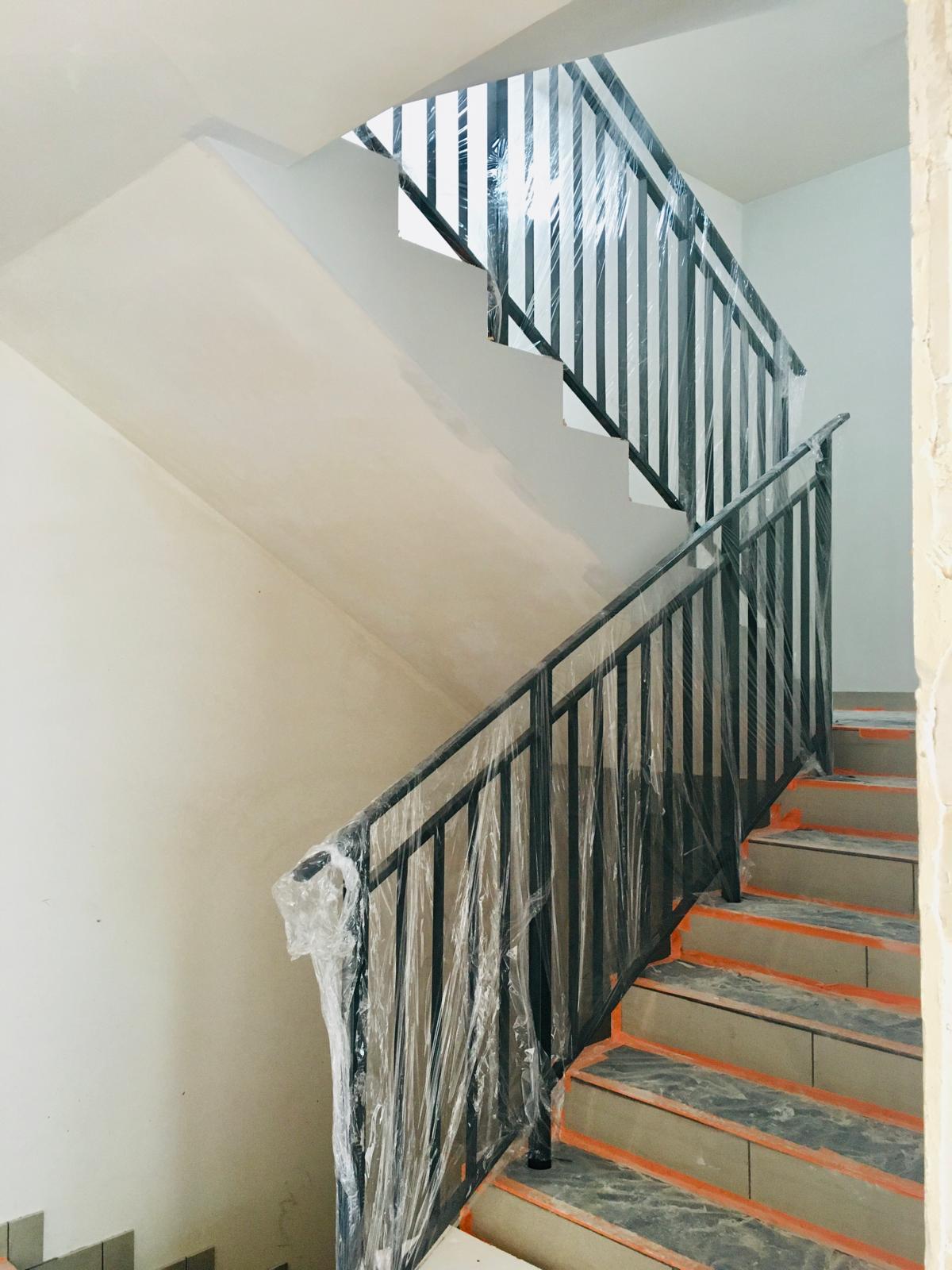 Balustrady i ogrodzenia