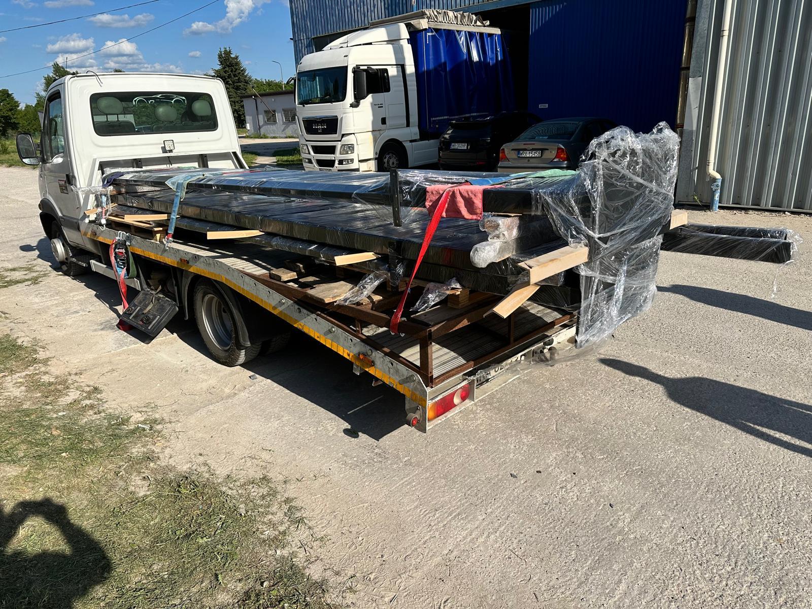 Suntago — Transport na budowę